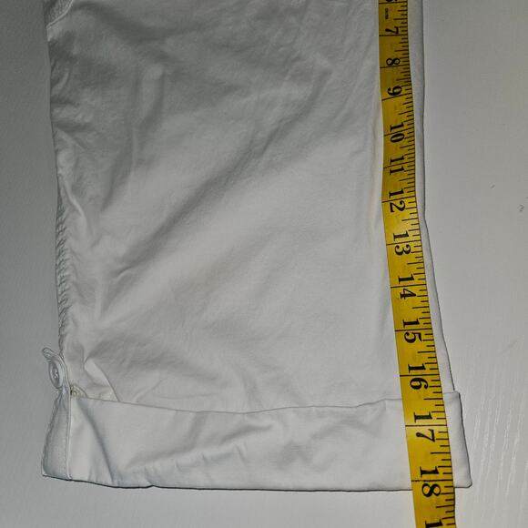 Women's Gloria Vanderbilt White Cargo Capris Sz 8 Roll Tab Hem Summer Ready - Picture 8 of 8